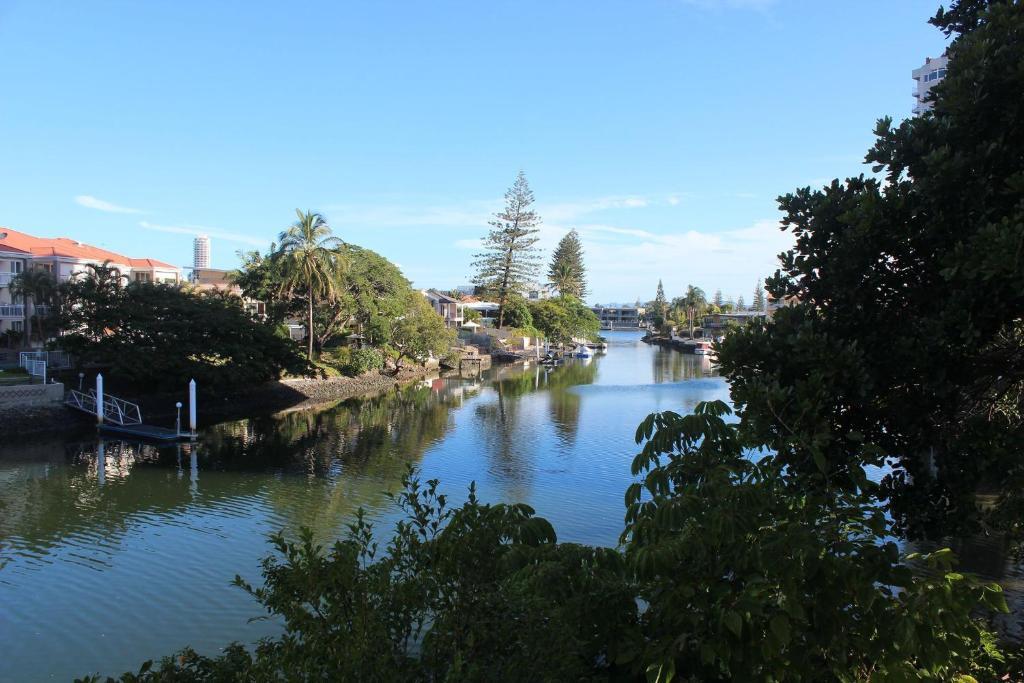 Surfers Del Rey Aparthotel Gold Coast Exterior photo